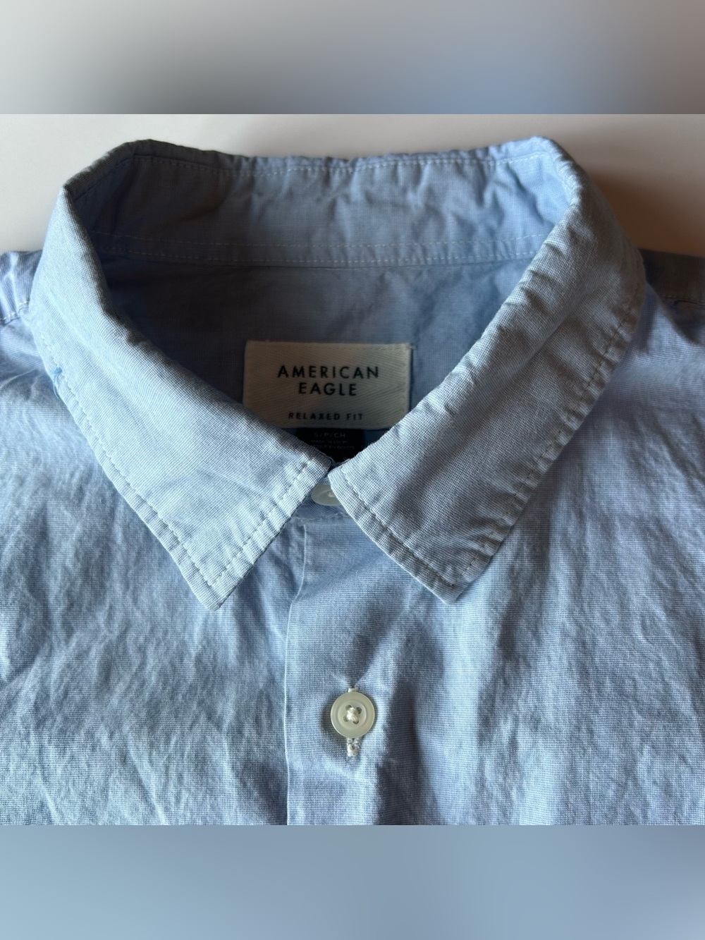 American Eagle Blue Button Down Shirt Men’s Small 100% Cotton Relaxed Fit Preppy - Picture 10 of 11